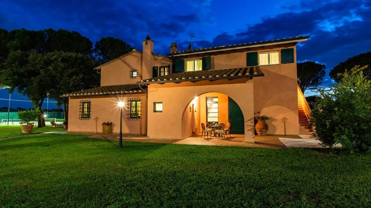 Villa Elisa 16, Emma Villas فيوتشيتشيو