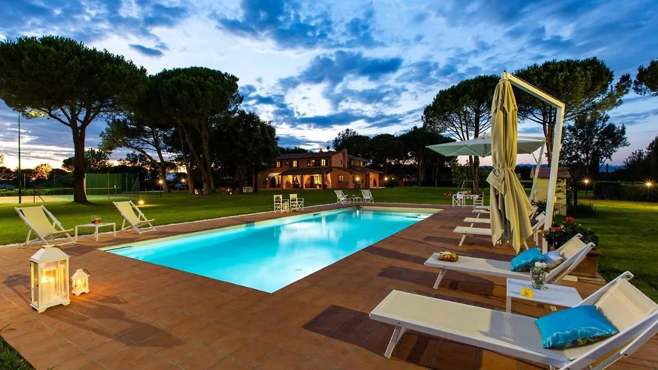 Villa Elisa 16, Emma Villas فيوتشيتشيو
